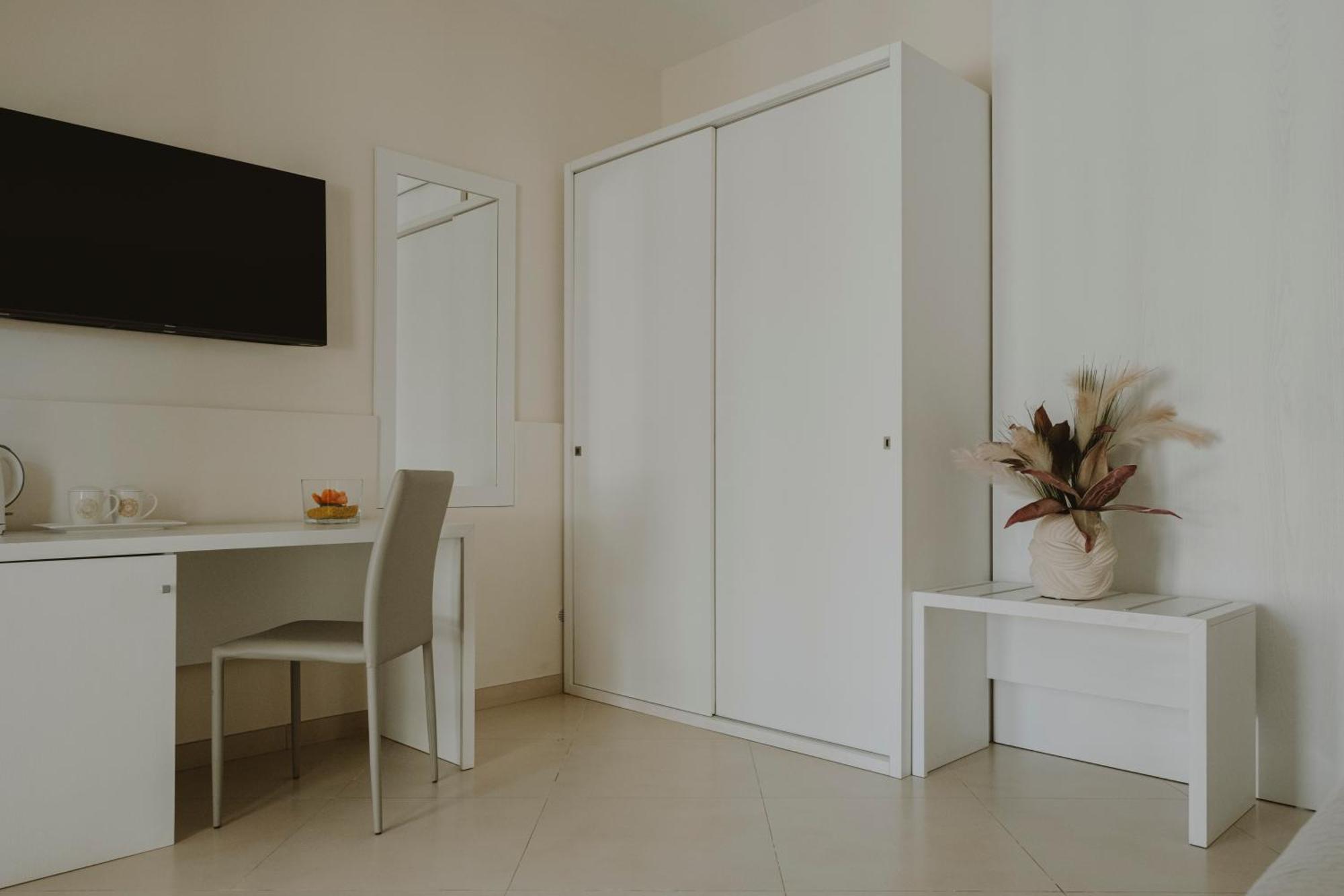 Villa Patrizia Salento Art & Room Porto Cesareo Exteriör bild